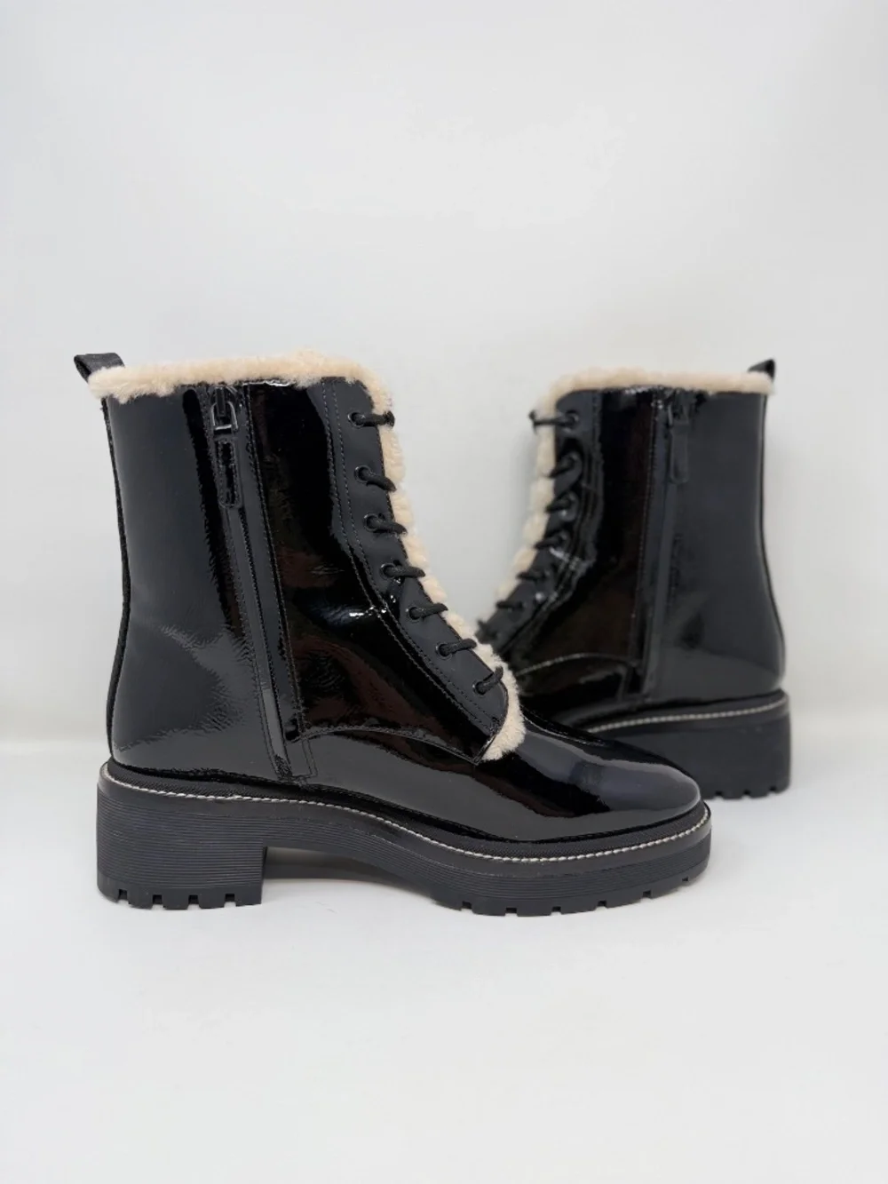 New Tory Burch Miller Lug Sole Shearling Bootie Black Sz 9.5